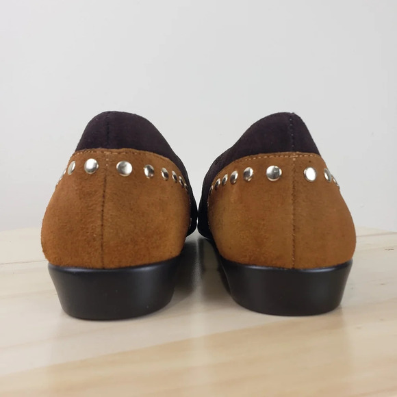 Aerosoles Know it All Flat Shoes Size 8M Brown Suede Leather Studded Pointed Toe - Picture 6 of 14